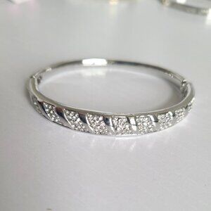 Silver Tone Elegant Evening Bridal Party Crystal Bangle Bracelet